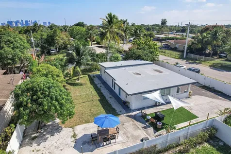 2629 SW 6th Court Fort Lauderdale FL 33312