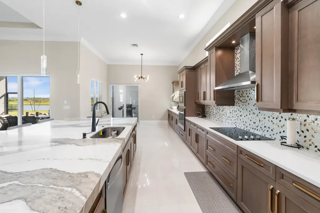 4686 Estates Circle Westlake FL 33470