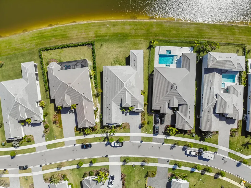 4686 Estates Circle Westlake FL 33470