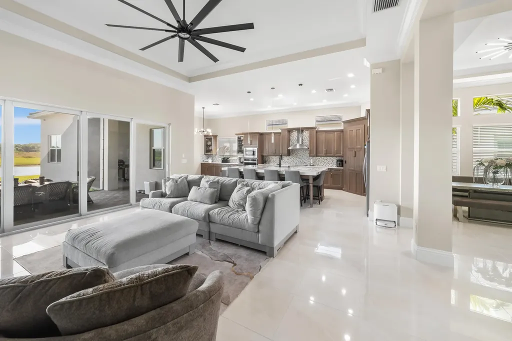 4686 Estates Circle Westlake FL 33470