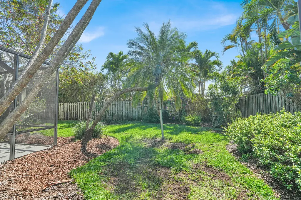 5696 Descartes Circle Boynton Beach FL 33472