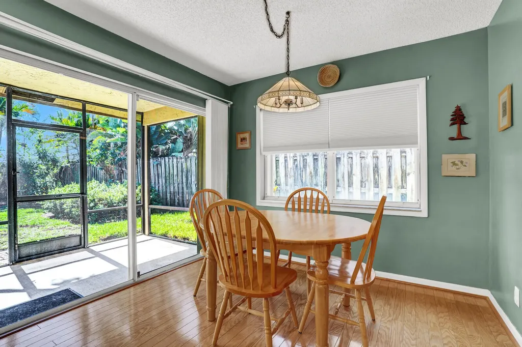 5696 Descartes Circle Boynton Beach FL 33472