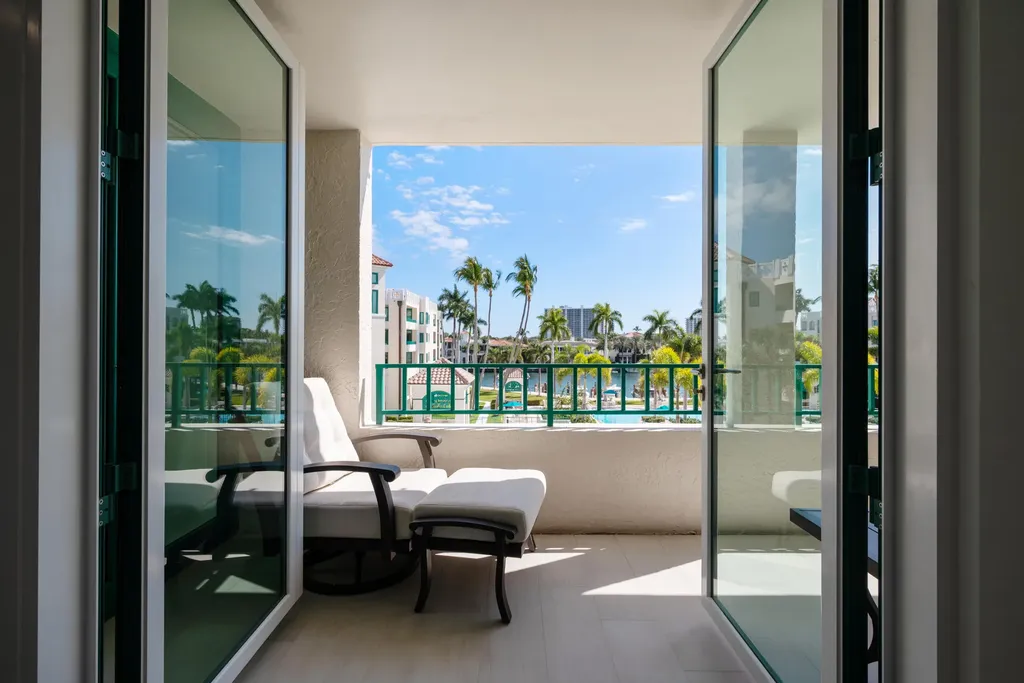 100 SE 5th Avenue Boca Raton FL 33432