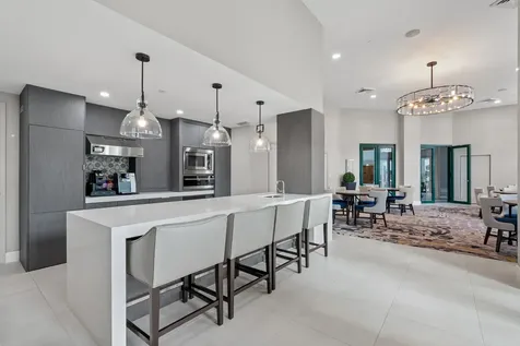 100 SE 5th Avenue Boca Raton FL 33432