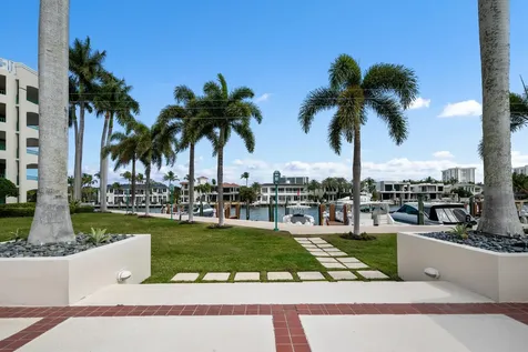 100 SE 5th Avenue Boca Raton FL 33432