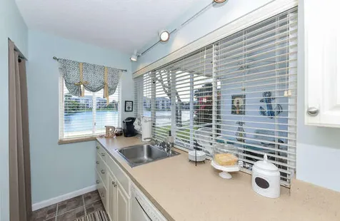 353 S Us Highway 1 Jupiter FL 33477