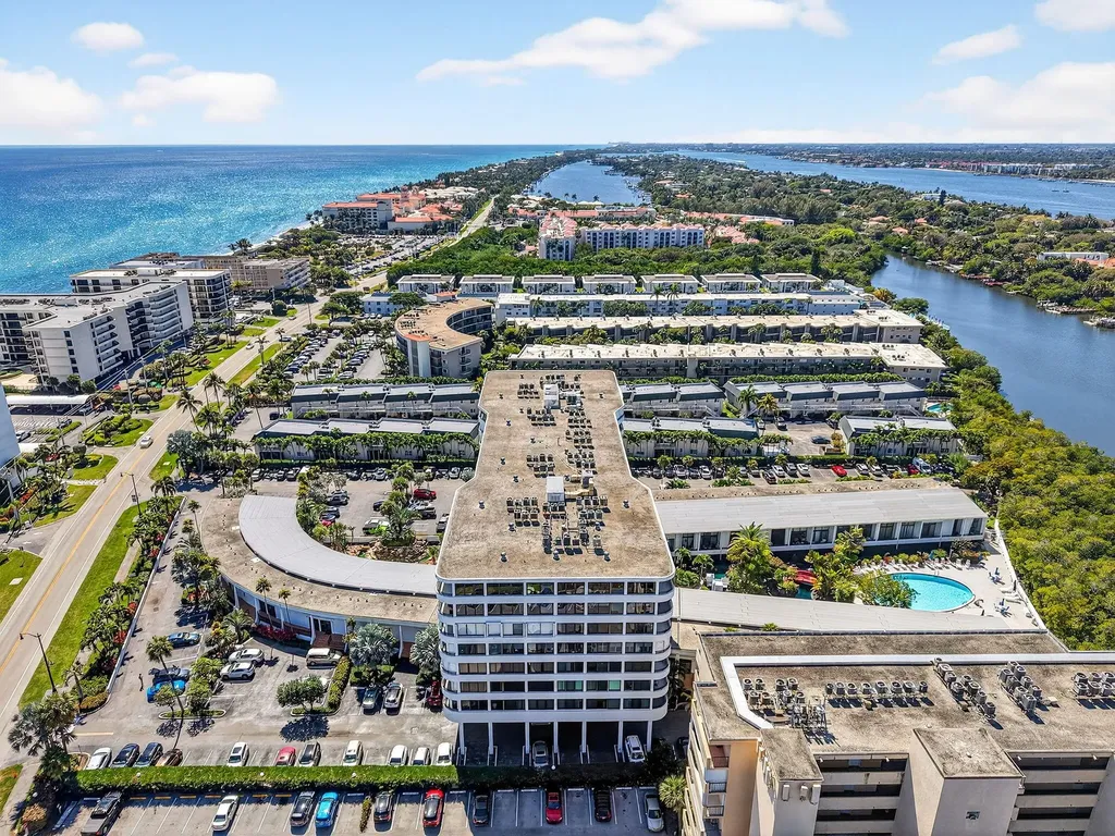 3589 S Ocean Boulevard South Palm Beach FL 33480