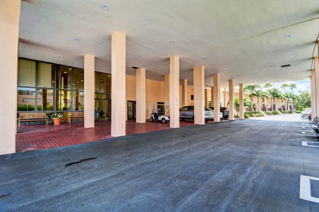 3589 S Ocean Boulevard South Palm Beach FL 33480