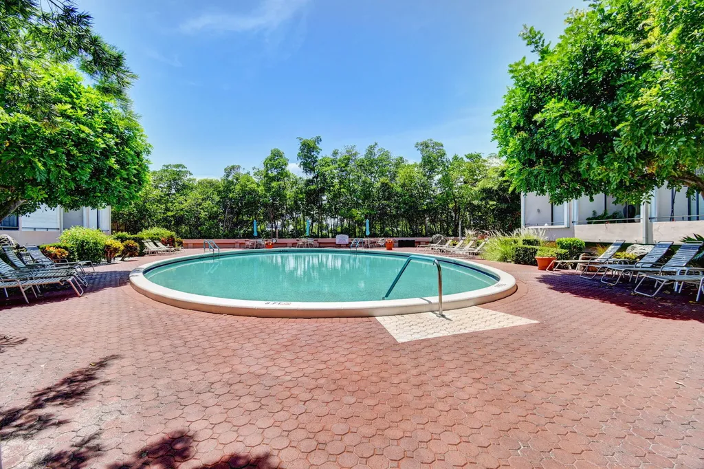 3589 S Ocean Boulevard South Palm Beach FL 33480