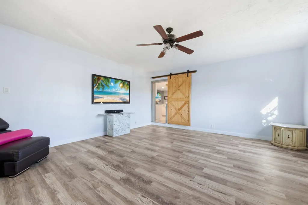 22229 SW 65th Way Boca Raton FL 33428
