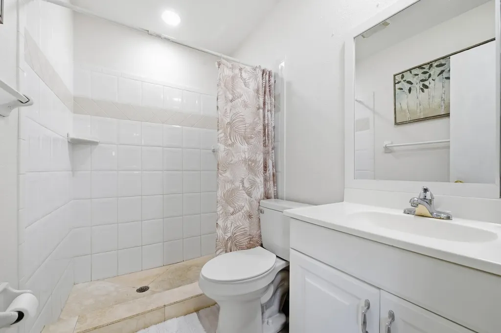 22229 SW 65th Way Boca Raton FL 33428