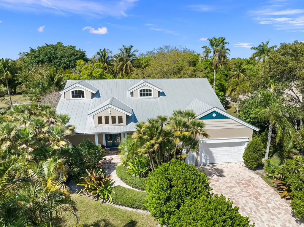 1993 SE Giffen Avenue Port St Lucie FL 34952