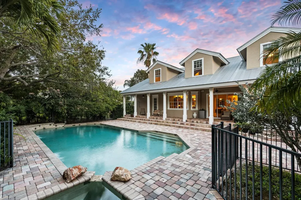 1993 SE Giffen Avenue Port St Lucie FL 34952