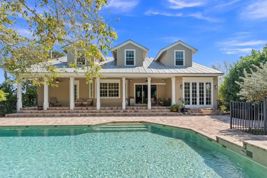 1993 SE Giffen Avenue Port St Lucie FL 34952