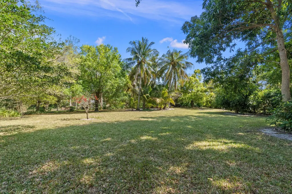1993 SE Giffen Avenue Port St Lucie FL 34952