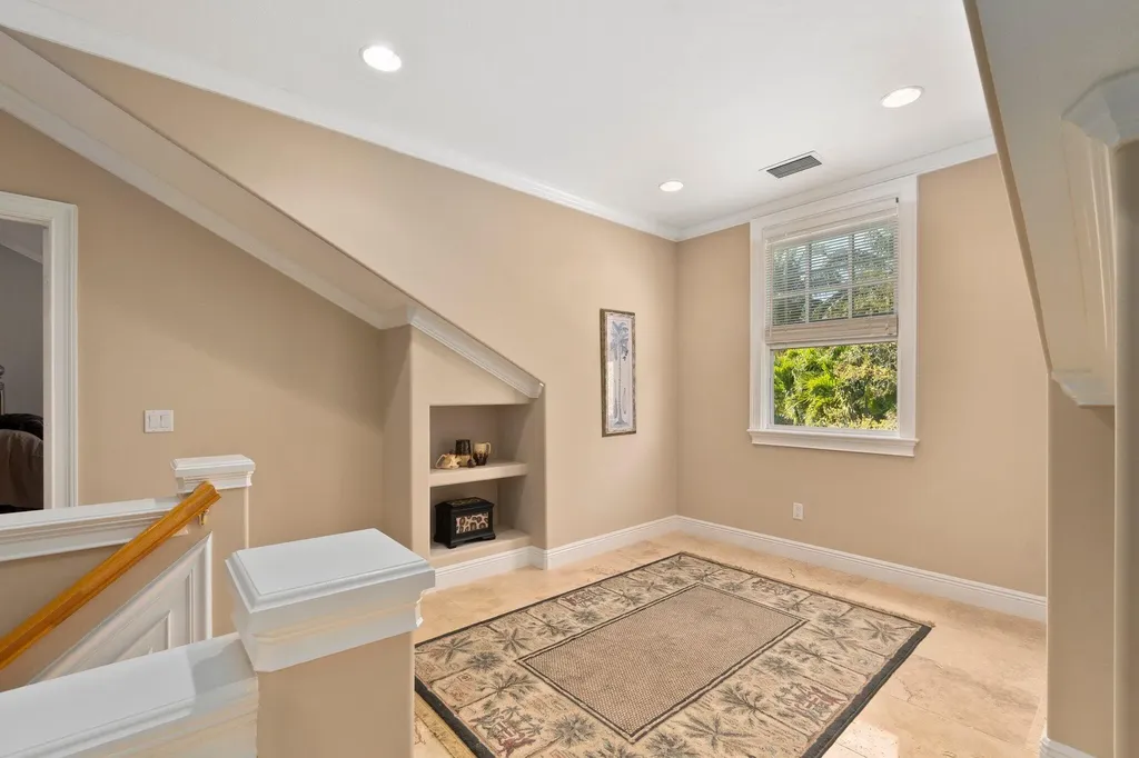 1993 SE Giffen Avenue Port St Lucie FL 34952