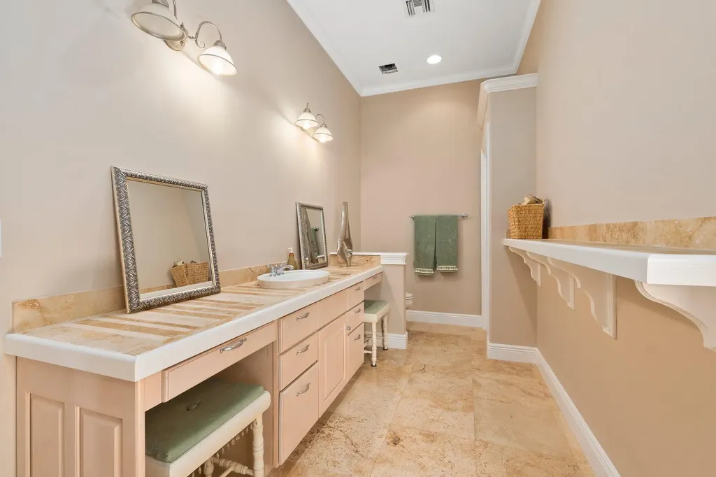 1993 SE Giffen Avenue Port St Lucie FL 34952