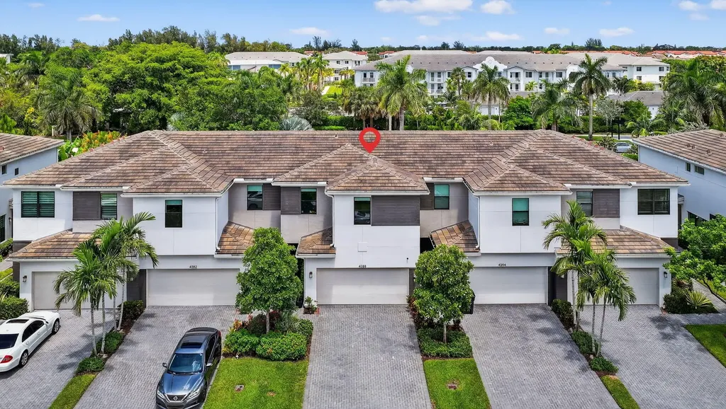 4388 Serpens Lane Lake Worth FL 33467