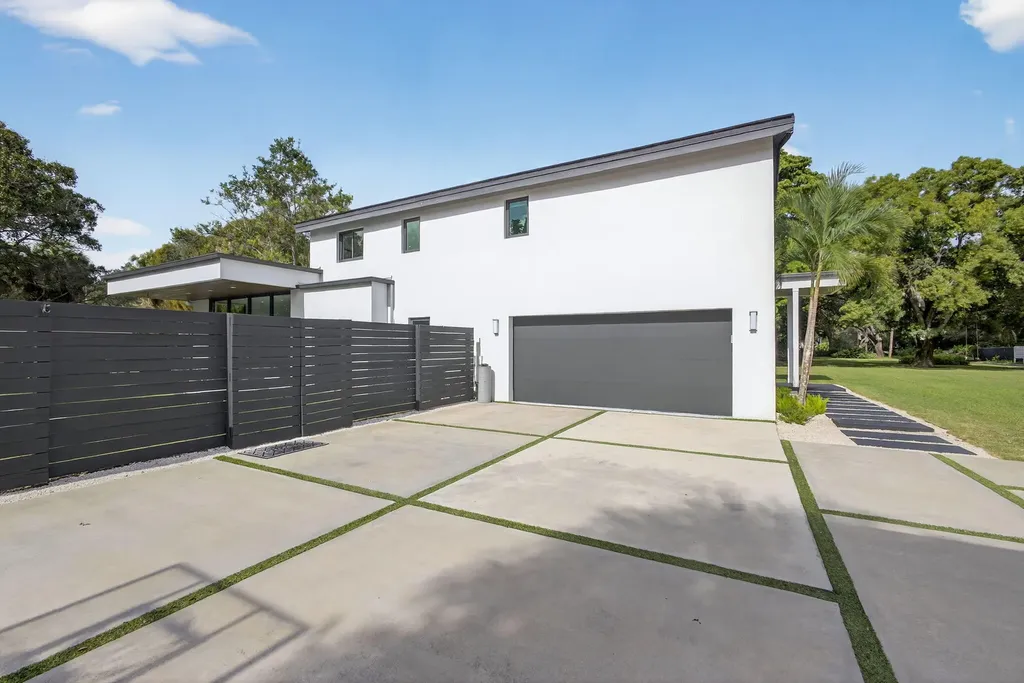 13071 Flamingo Terrace Palm Beach Gardens FL 33410