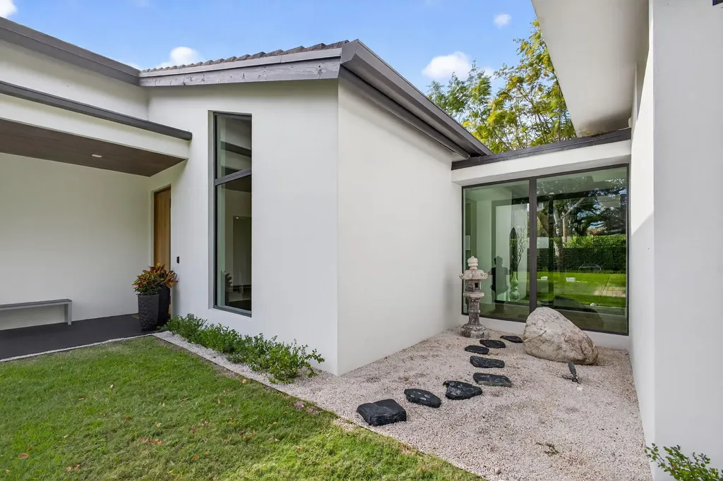 13071 Flamingo Terrace Palm Beach Gardens FL 33410