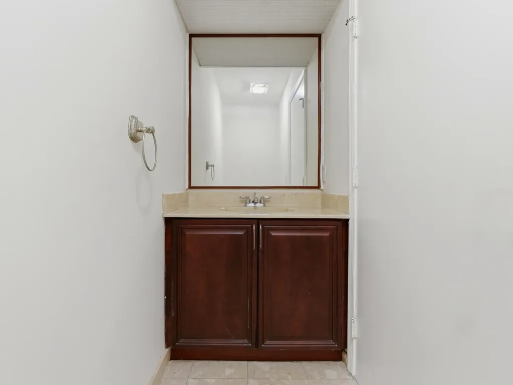 1235 Sussex Street Boynton Beach FL 33436
