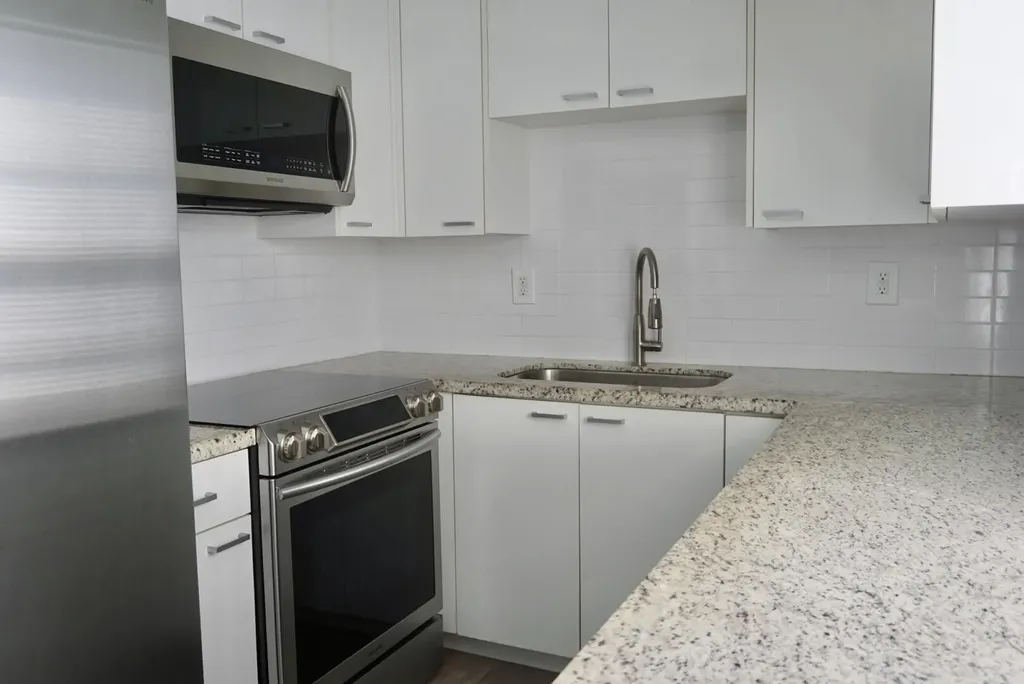 307 Burgundy Delray Beach FL 33484