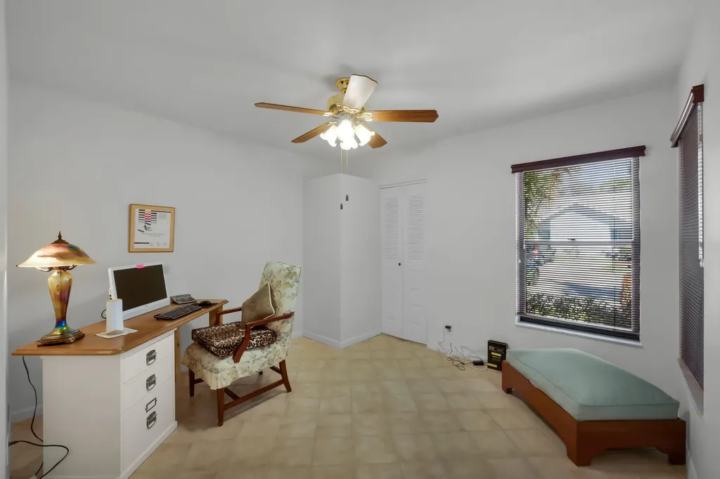 10980 Lake Front Place Boca Raton FL 33498