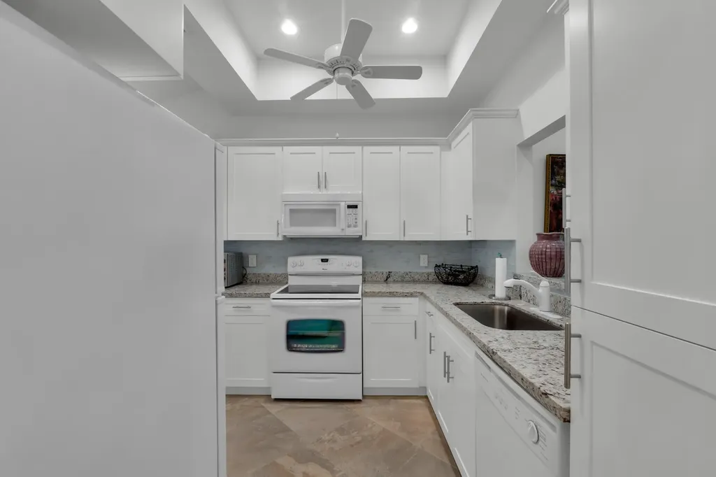 10980 Lake Front Place Boca Raton FL 33498