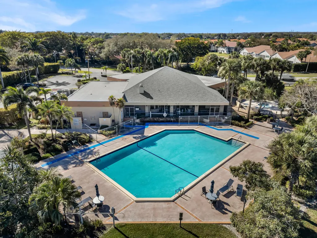 10980 Lake Front Place Boca Raton FL 33498