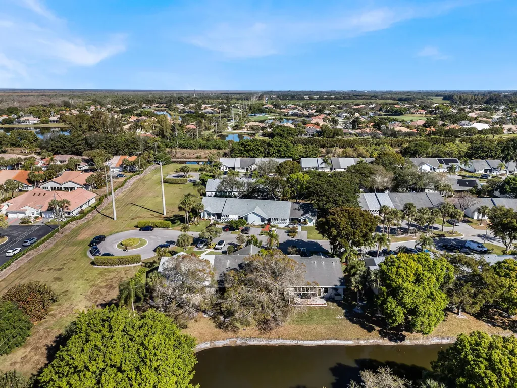 10980 Lake Front Place Boca Raton FL 33498