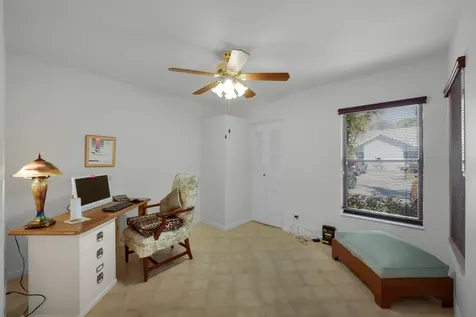 10980 Lake Front Place Boca Raton FL 33498