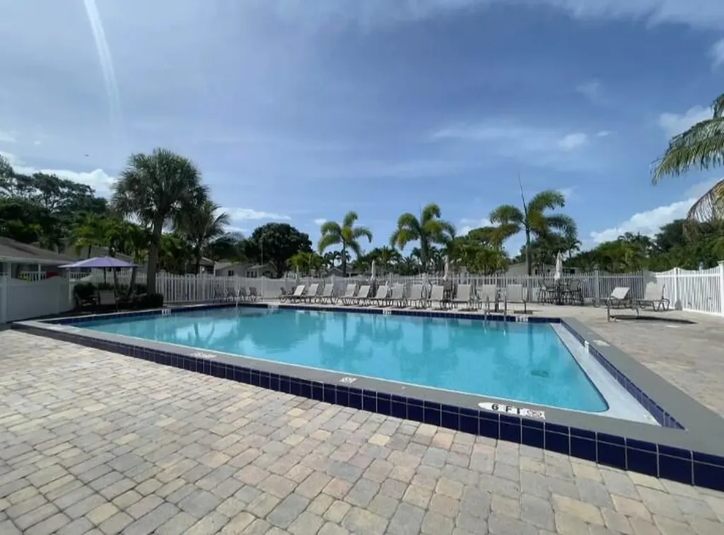 2555 Pga Boulevard Palm Beach Gardens FL 33410