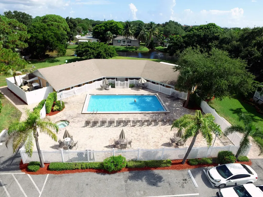 2555 Pga Boulevard Palm Beach Gardens FL 33410