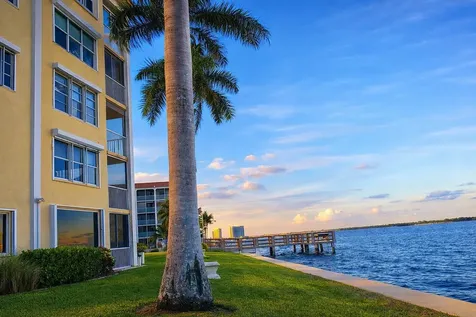 100 Paradise Harbour Boulevard North Palm Beach FL 33408