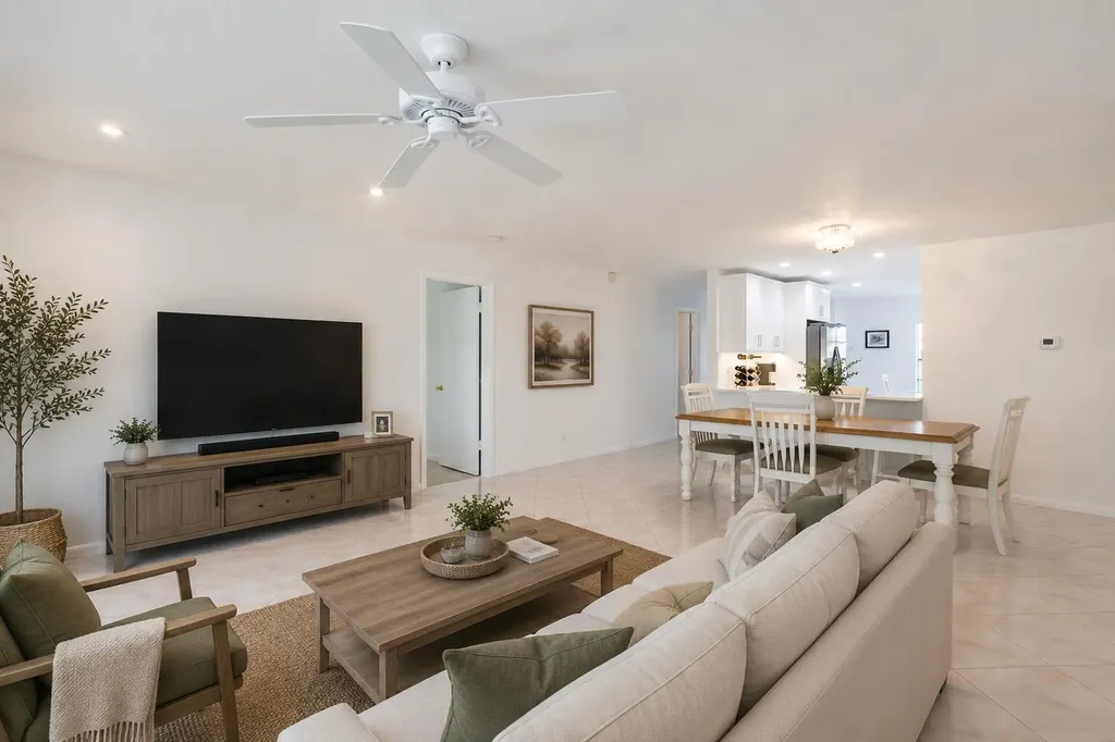 5160 Petal Place Delray Beach FL 33484