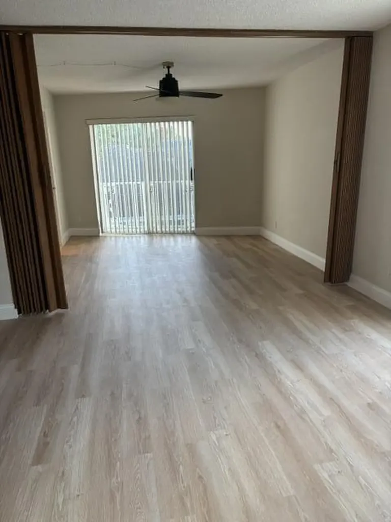 422 SW 9th Street NW Boca Raton FL 33432