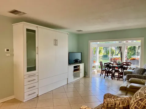 5151 W Oakland Park Boulevard Lauderdale Lakes FL 33313