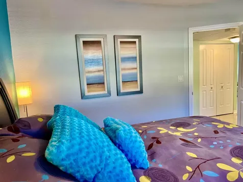 5151 W Oakland Park Boulevard Lauderdale Lakes FL 33313