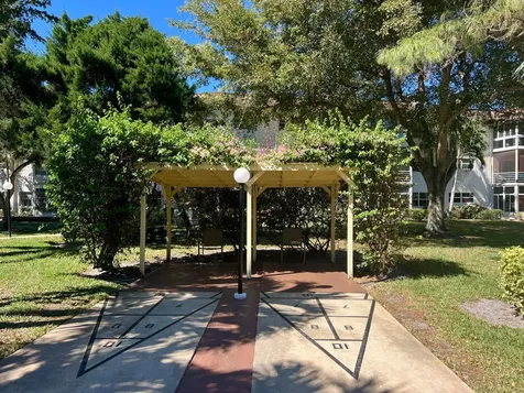 5151 W Oakland Park Boulevard Lauderdale Lakes FL 33313