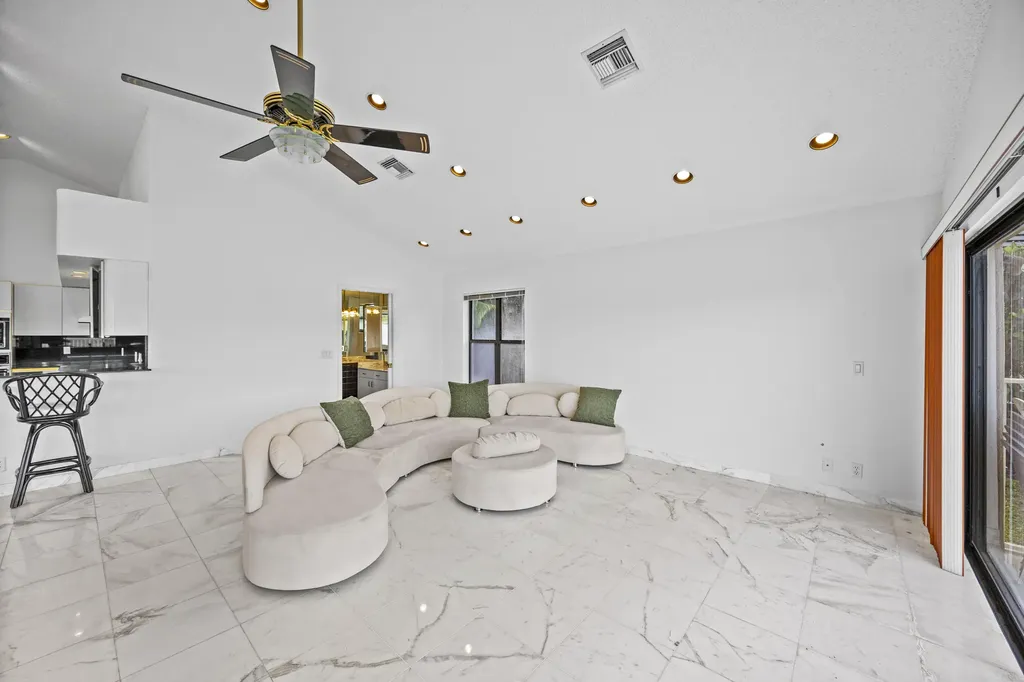 10747 Stonebridge Boulevard Boca Raton FL 33498
