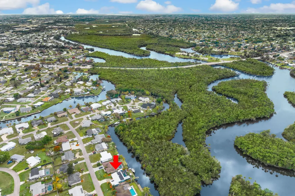 310 Holly Avenue Port St Lucie FL 34952