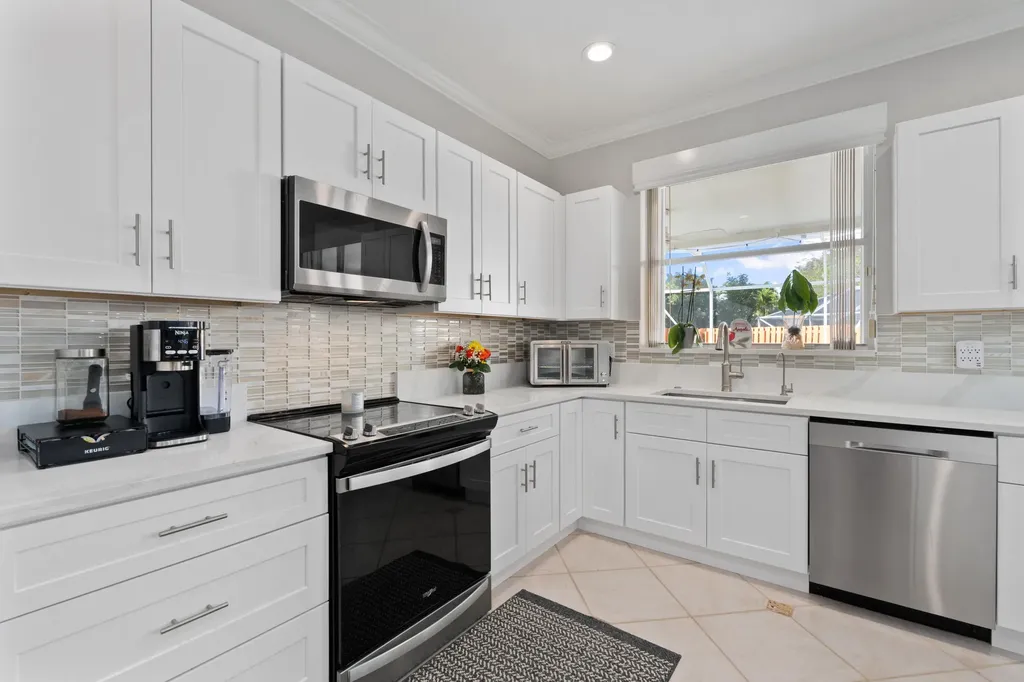 7730 Cedar Hurst Court Lake Worth FL 33467