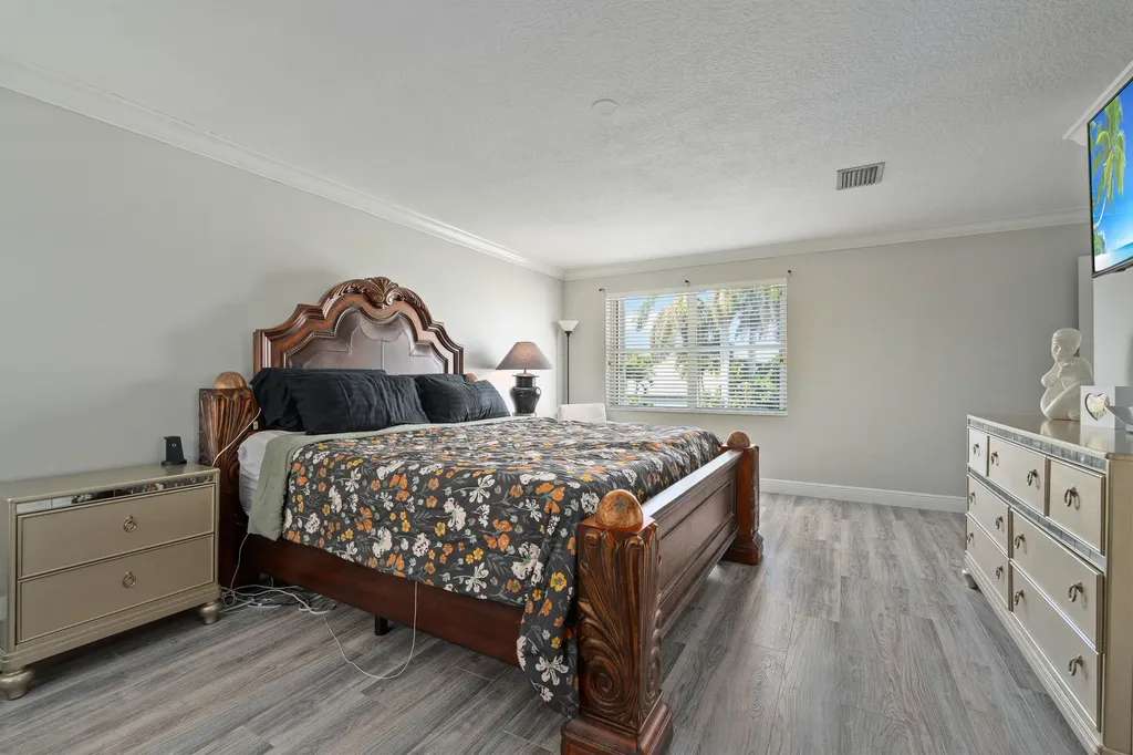 7730 Cedar Hurst Court Lake Worth FL 33467