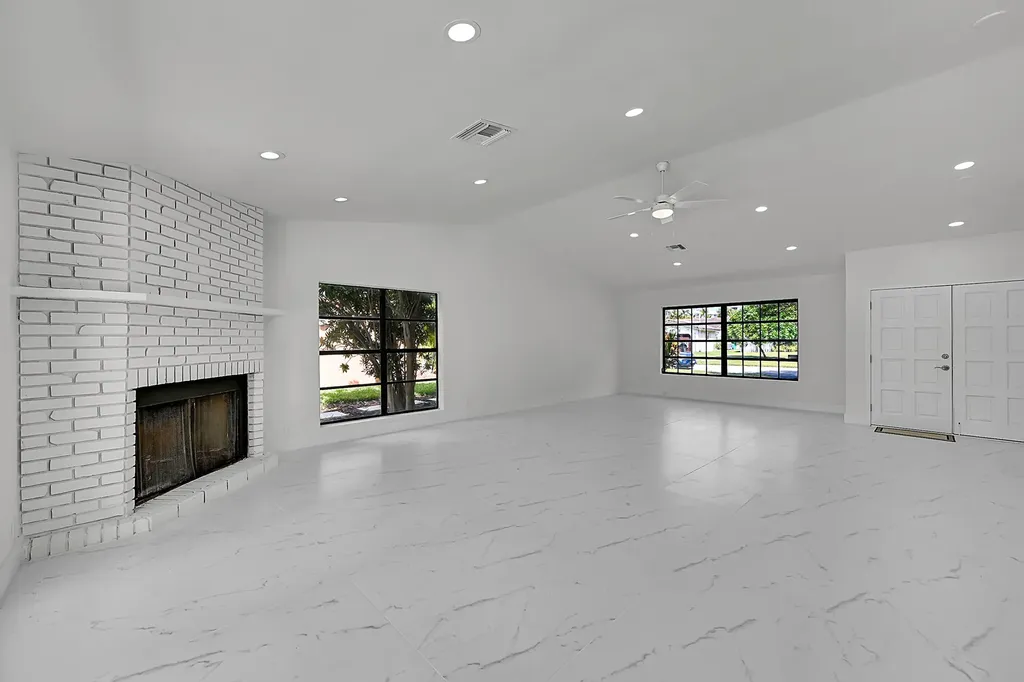 9000 NW 21st Street Coral Springs FL 33071