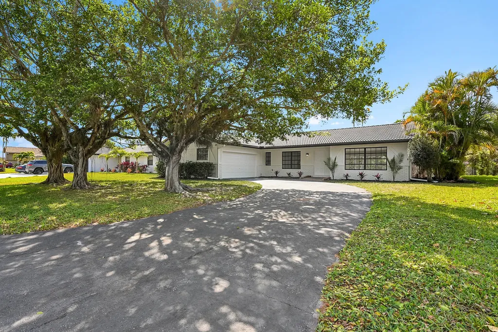 9000 NW 21st Street Coral Springs FL 33071