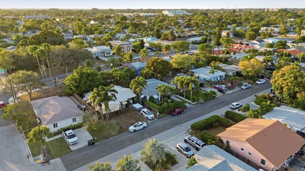 1309 N N Street Lake Worth Beach FL 33460