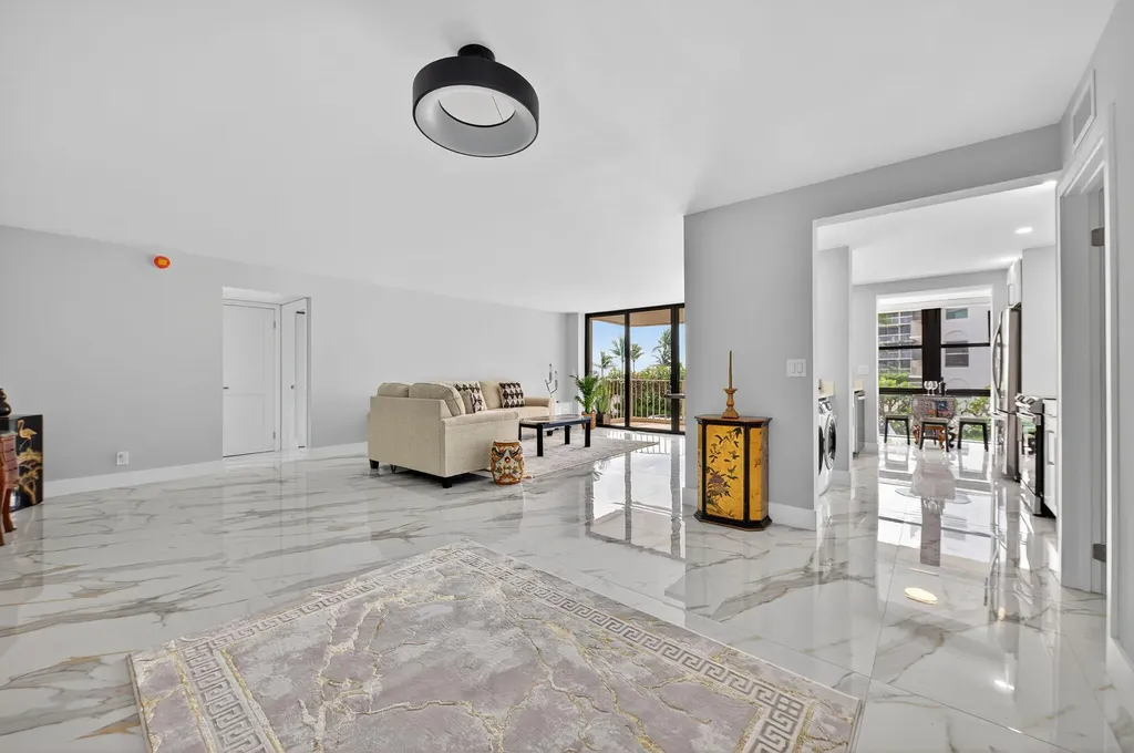 3200 S Ocean Boulevard Palm Beach FL 33480