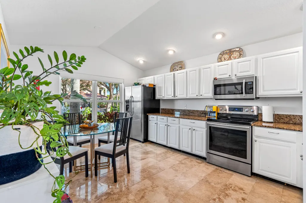 1084 Anchor Point Delray Beach FL 33444