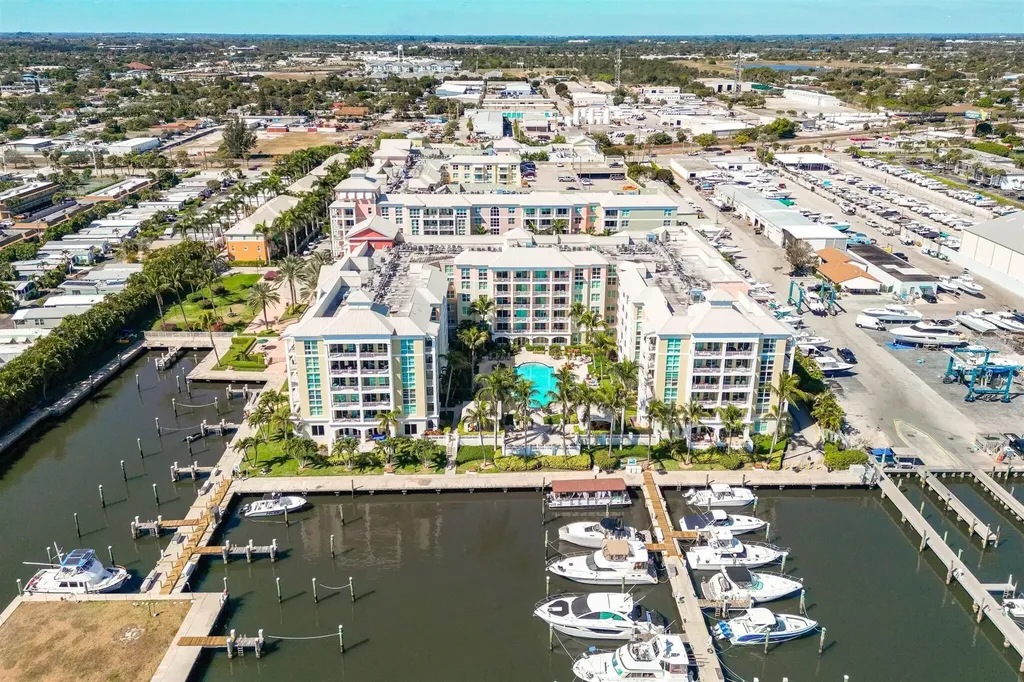 117 Moorings Drive Lantana FL 33462