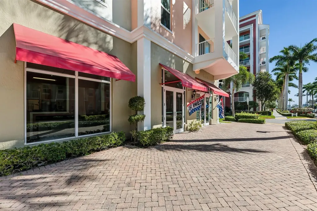117 Moorings Drive Lantana FL 33462